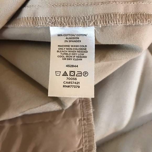 Ann Taylor beige ankle length pants - Size 8 - Picture 7 of 8